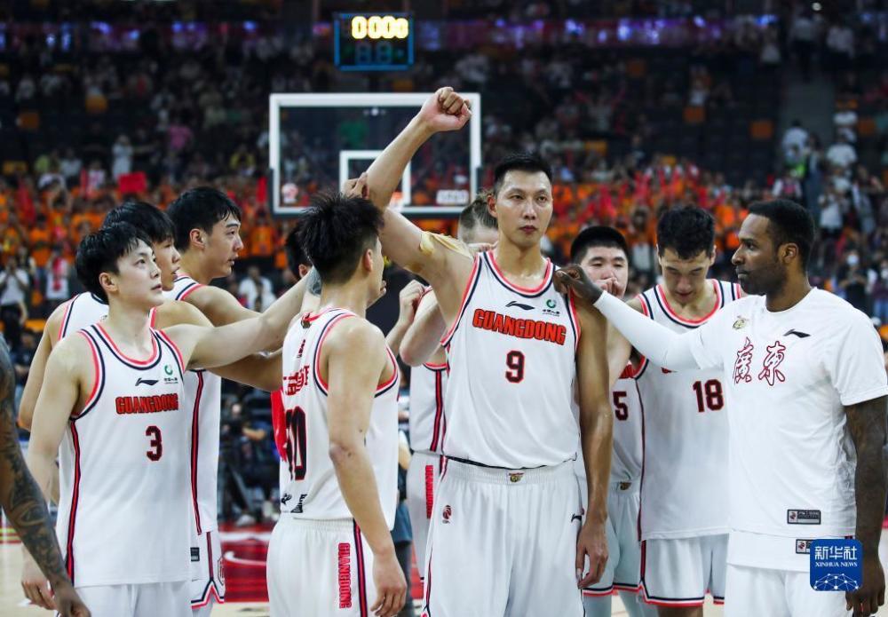  CBA季后赛首轮，广东大胜浙江晋级